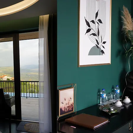 Quinta De Raj - Your Douro Valley Retreat B&B 페소다레과