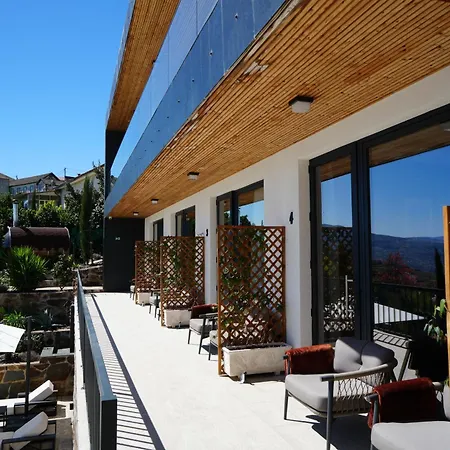 Quinta De Raj - Your Douro Valley Retreat B&B
